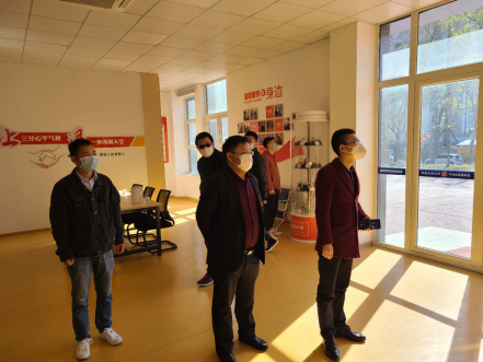 广安爱多贺洪燕一行光临腾博会官网软件